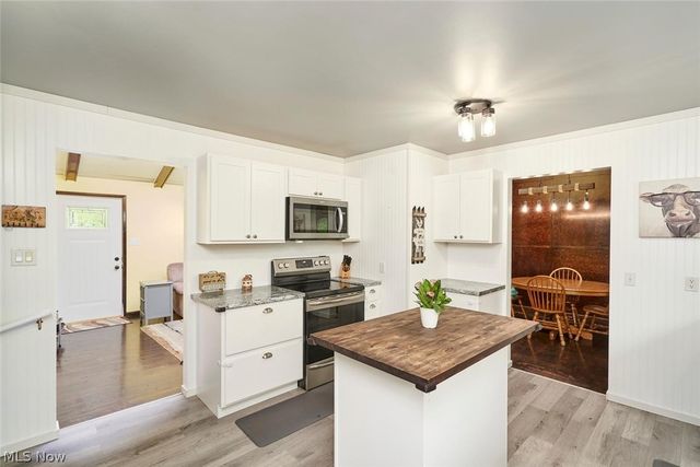 2981 Reservoir Drive, Mogadore, OH 44260