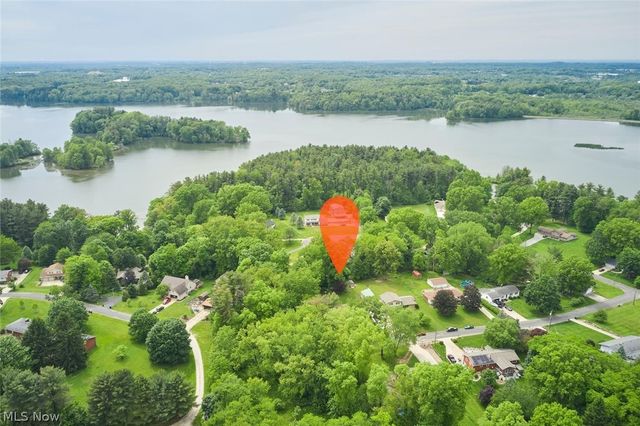 2981 Reservoir Drive, Mogadore, OH 44260