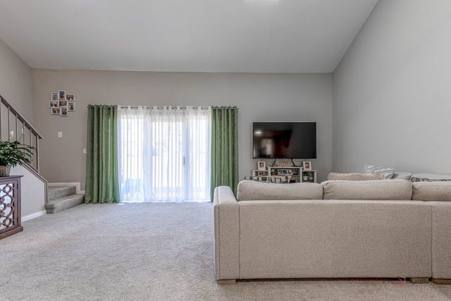 1524 Crab tree Drive 1524, Westmont, IL 60559