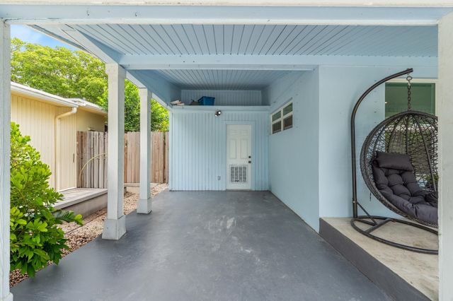 5296 NE 2nd Terrace, Oakland Park, FL 33334