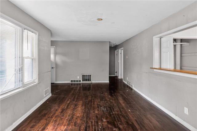 1322 E 82nd Street, Kansas City, MO 64131