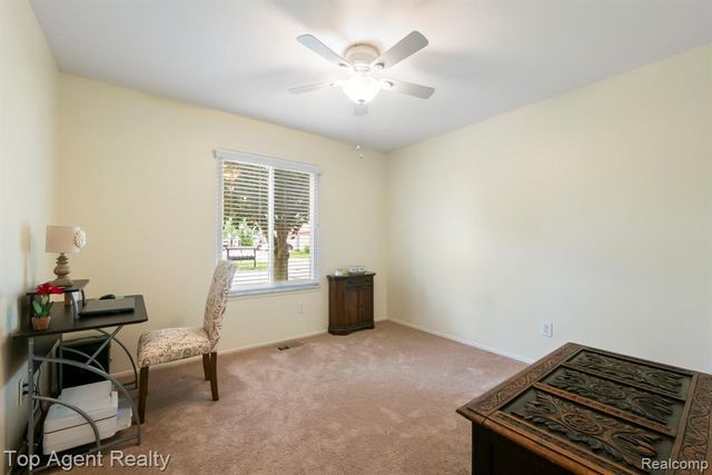 31849 Breezeway, New Baltimore, MI 48047