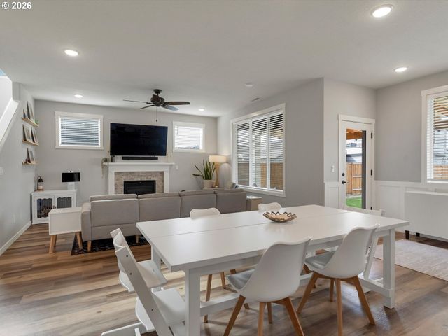 5179 COMET St Ne, Salem, OR 97305