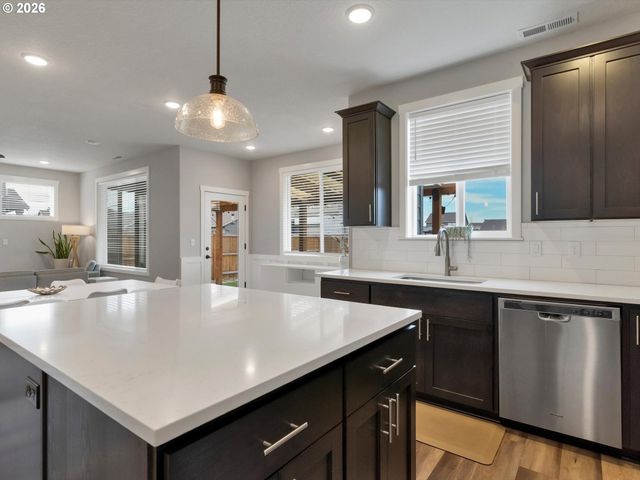 5179 COMET St Ne, Salem, OR 97305