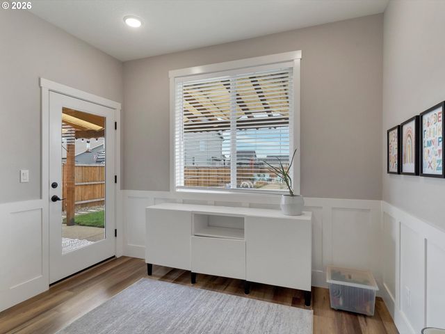 5179 COMET St Ne, Salem, OR 97305