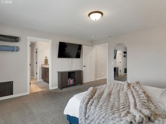 5179 COMET St Ne, Salem, OR 97305