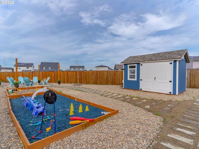 5179 COMET St Ne, Salem, OR 97305