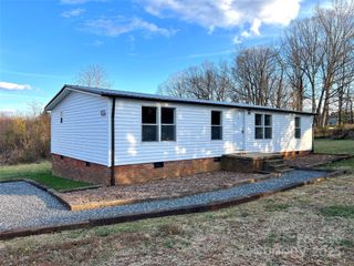 1879 Gaynell Street, Conover, NC 28613