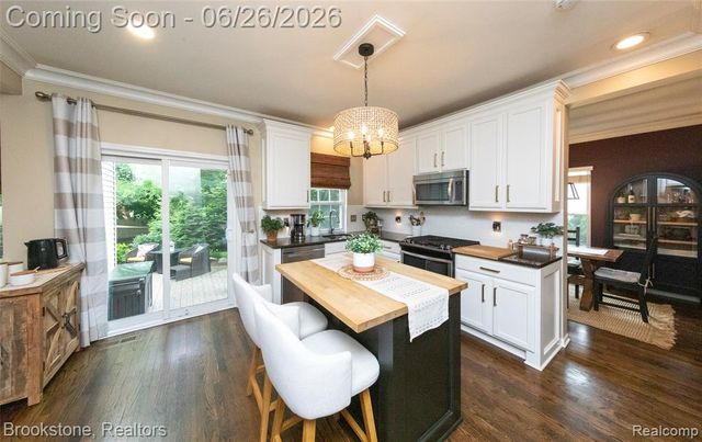 5017 Leyland Drive, Clarkston, MI 48348