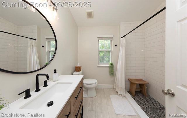 5017 Leyland Drive, Clarkston, MI 48348