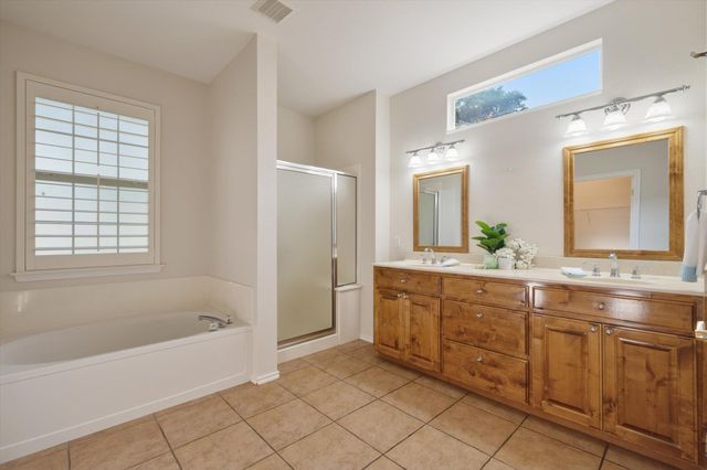 126 Trail Rider WAY, Georgetown, TX 78633
