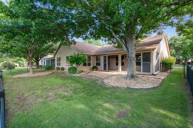 126 Trail Rider WAY, Georgetown, TX 78633
