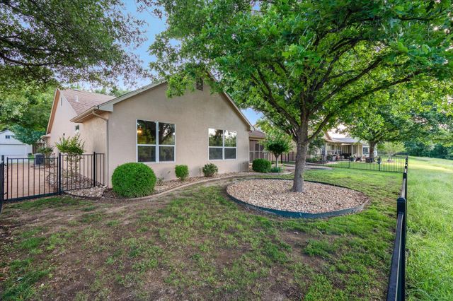 126 Trail Rider WAY, Georgetown, TX 78633
