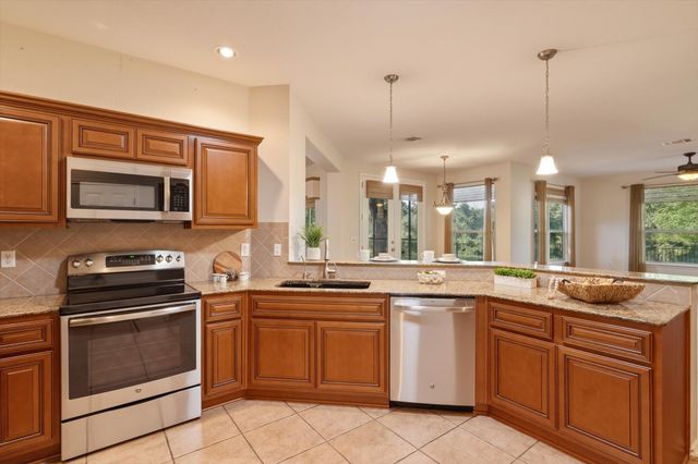 126 Trail Rider WAY, Georgetown, TX 78633