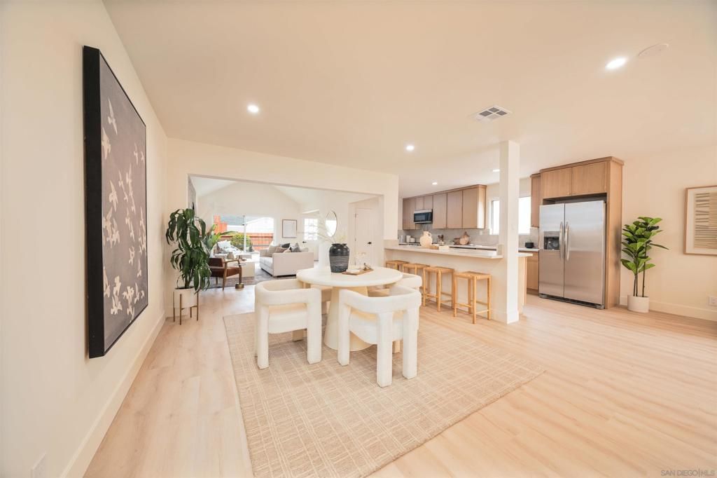 Image 6 of property listing at 1116 Cerise Ave, Torrance, CA 90503