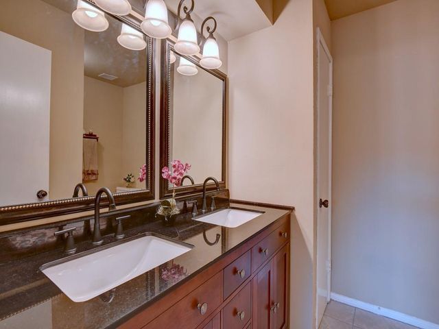 6330 Creekbend Drive D, Houston, TX 77096