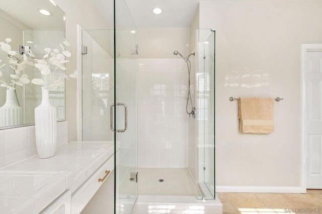 1737 Skimmer Ct, Carlsbad, CA 92011