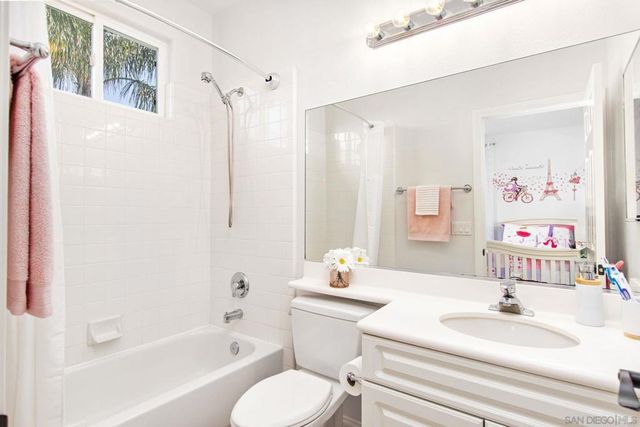 1737 Skimmer Ct, Carlsbad, CA 92011