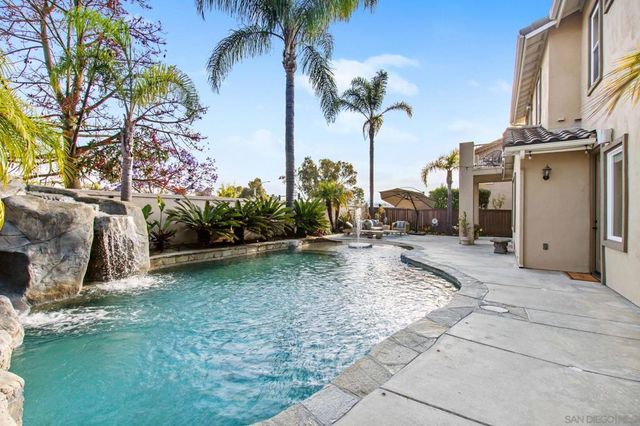 1737 Skimmer Ct, Carlsbad, CA 92011