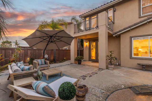 1737 Skimmer Ct, Carlsbad, CA 92011