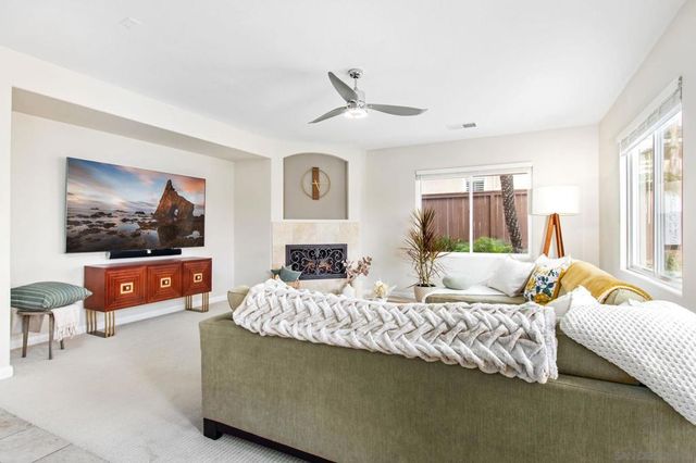 1737 Skimmer Ct, Carlsbad, CA 92011