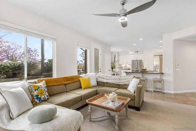 1737 Skimmer Ct, Carlsbad, CA 92011