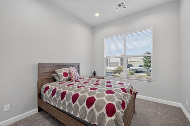 1691 Tesoro Loop NW, Los Lunas, NM 87031
