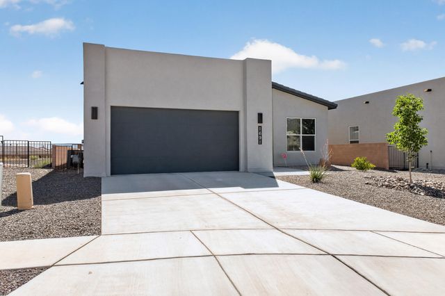 1691 Tesoro Loop NW, Los Lunas, NM 87031