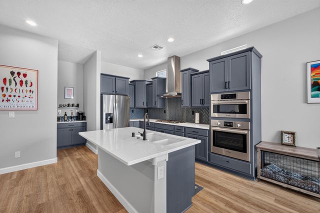 1691 Tesoro Loop NW, Los Lunas, NM 87031
