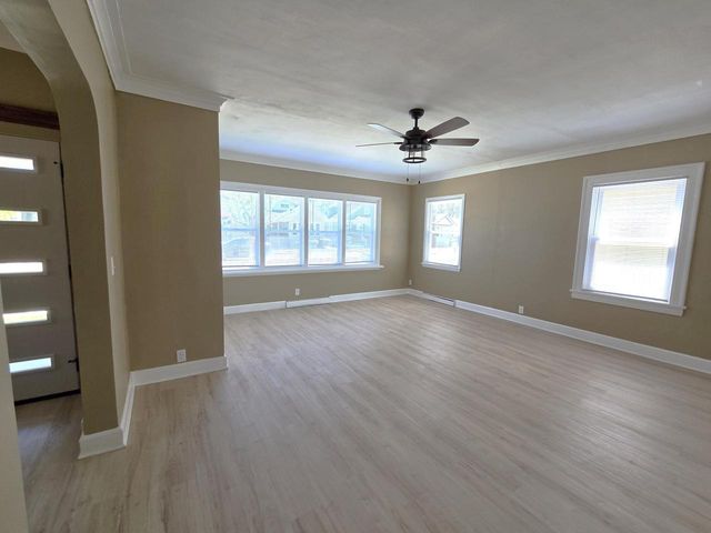 732 Arthur AVENUE, Racine, WI 53405