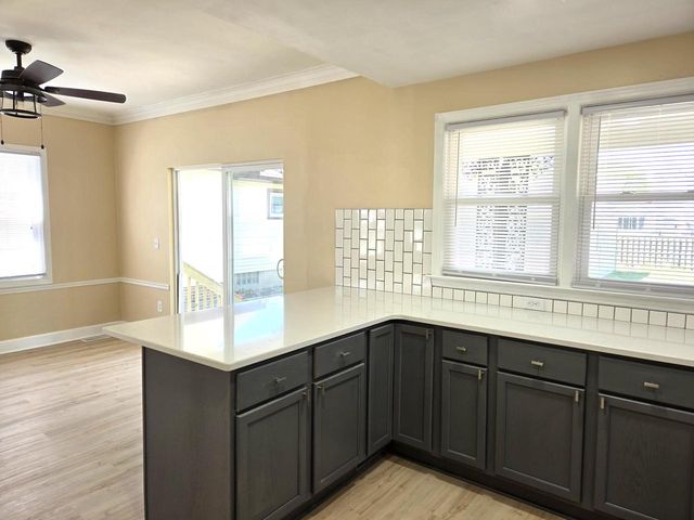 732 Arthur AVENUE, Racine, WI 53405