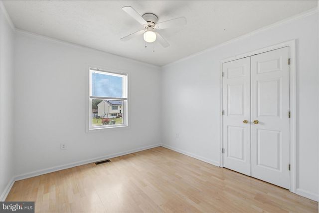 252 WISE AVE, Strasburg, VA 22657