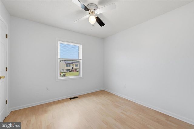 252 WISE AVE, Strasburg, VA 22657
