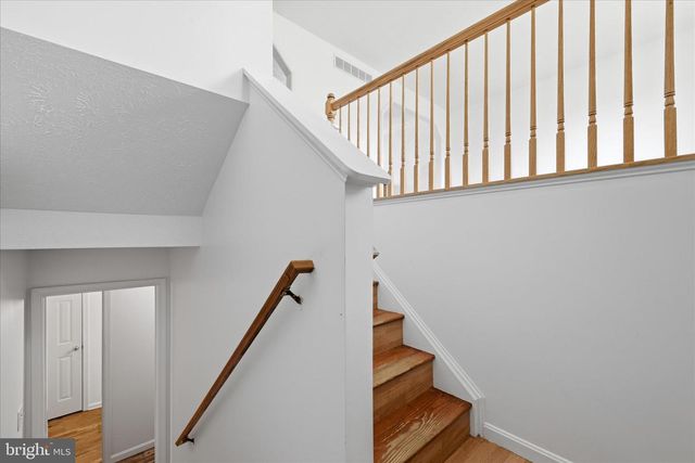 252 WISE AVE, Strasburg, VA 22657