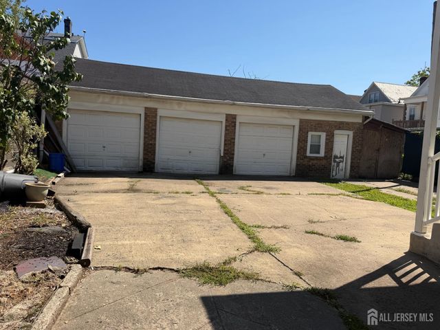 123 Lewis Street, Perth Amboy, NJ 08861