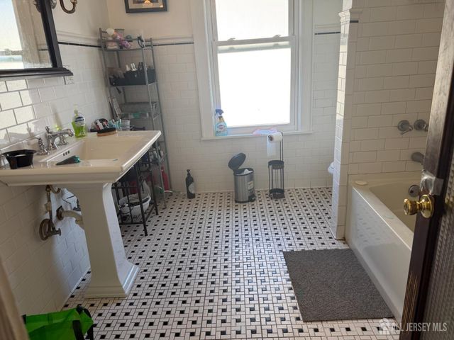 123 Lewis Street, Perth Amboy, NJ 08861
