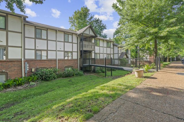 5322 Edmondson Pike Apt 2, Nashville, TN 37211
