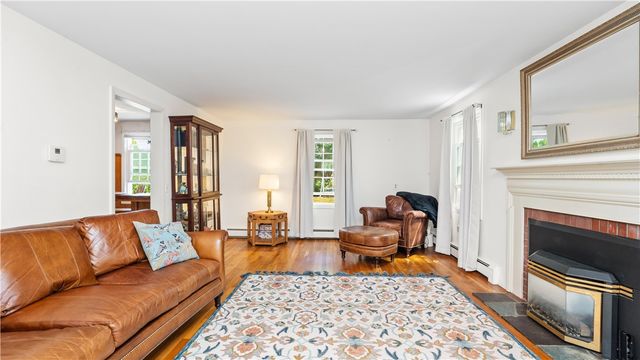 66 Oakdale Road, North Kingstown, RI 02852
