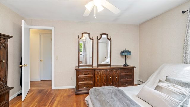 66 Oakdale Road, North Kingstown, RI 02852