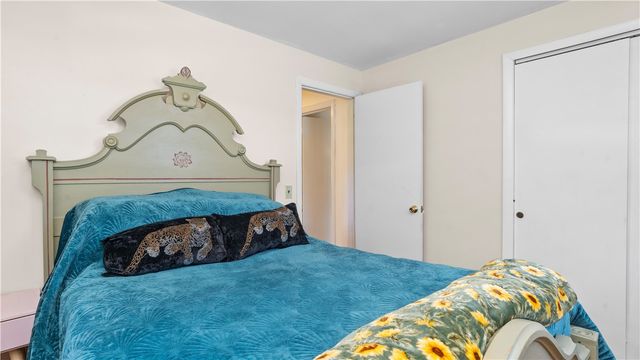 66 Oakdale Road, North Kingstown, RI 02852