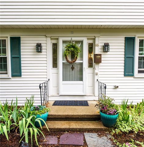 66 Oakdale Road, North Kingstown, RI 02852