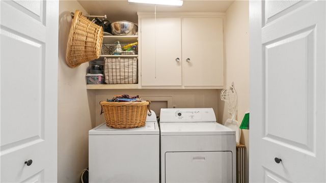 66 Oakdale Road, North Kingstown, RI 02852