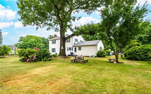 66 Oakdale Road, North Kingstown, RI 02852