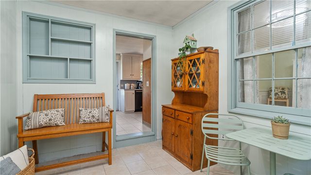 66 Oakdale Road, North Kingstown, RI 02852