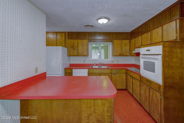 905 Wildwood Drive, Clinton, MS 39056