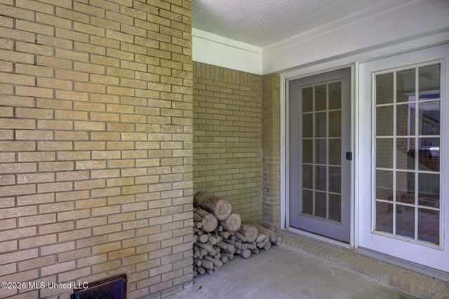 905 Wildwood Drive, Clinton, MS 39056
