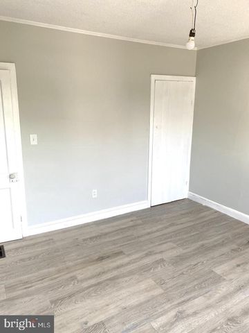 48 ELIZABETH ST, Bordentown, NJ 08505
