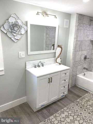 48 ELIZABETH ST, Bordentown, NJ 08505