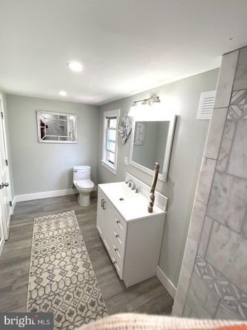 48 ELIZABETH ST, Bordentown, NJ 08505
