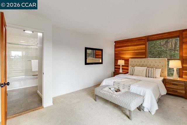 7875 Skyline Blvd, Oakland, CA 94611